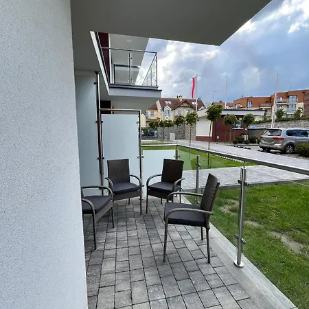 Apartment Paradise *