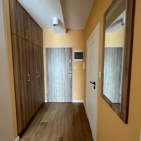 Paradise Apartment *